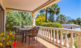 Villa espagnole à vendre à distance de marche de tout à Nueva Andalucia, Marbella 74417 