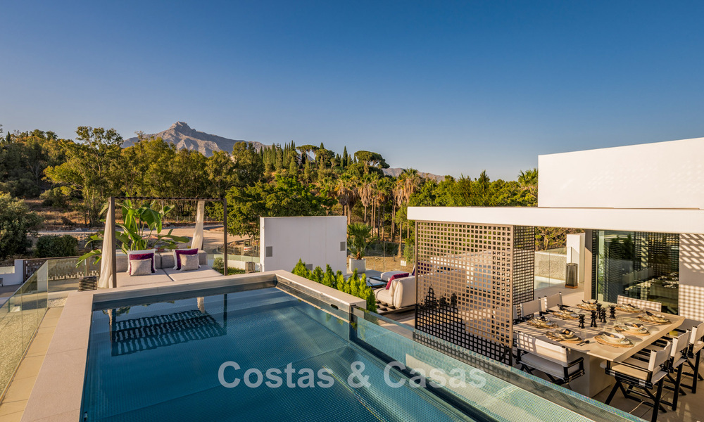 Maison de luxe prête à emménager dans un complexe innovant et luxueux avec vue sur la mer, située sur le Golden Mile de Marbella 74527