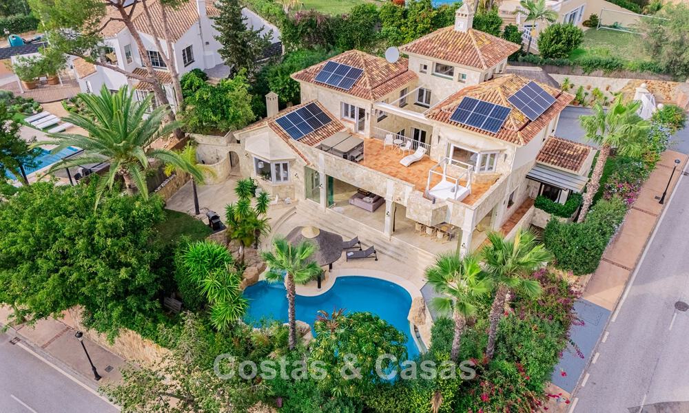 Villa de luxe méditerranéenne à vendre près de la plage d'Elviria, à l'est du centre de Marbella 74923