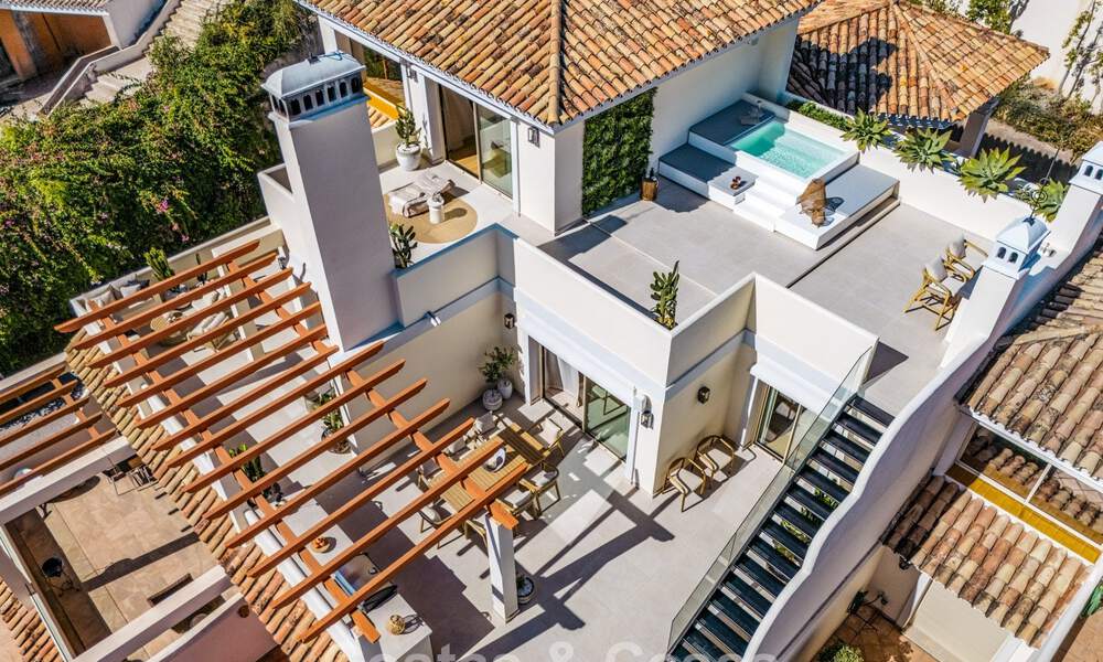 Penthouse prestigieux rénové avec vue panoramique sur la mer à vendre dans la vallée du golf de Nueva Andalucia, Marbella 773621