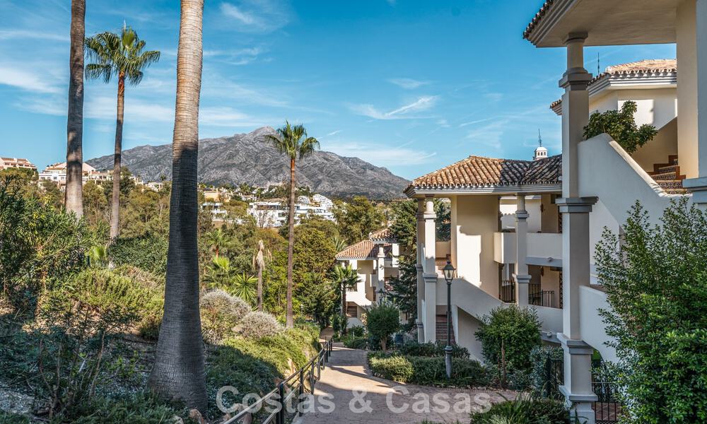 Penthouse prestigieux rénové avec vue panoramique sur la mer à vendre dans la vallée du golf de Nueva Andalucia, Marbella 773651