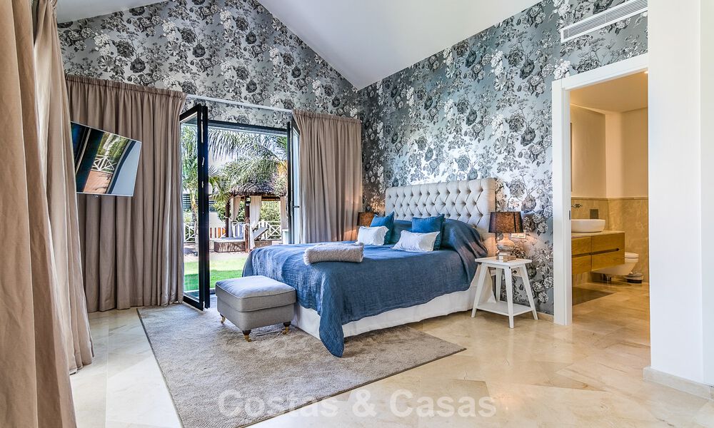 Villa de luxe au design méditerranéen intemporel à vendre dans un quartier de golf recherché de Nueva Andalucia, Marbella 773730