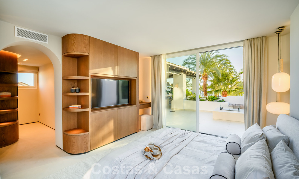 Penthouse de luxe prêt à emménager à vendre dans un complexe balnéaire à distance de marche du centre d'Estepona 773739