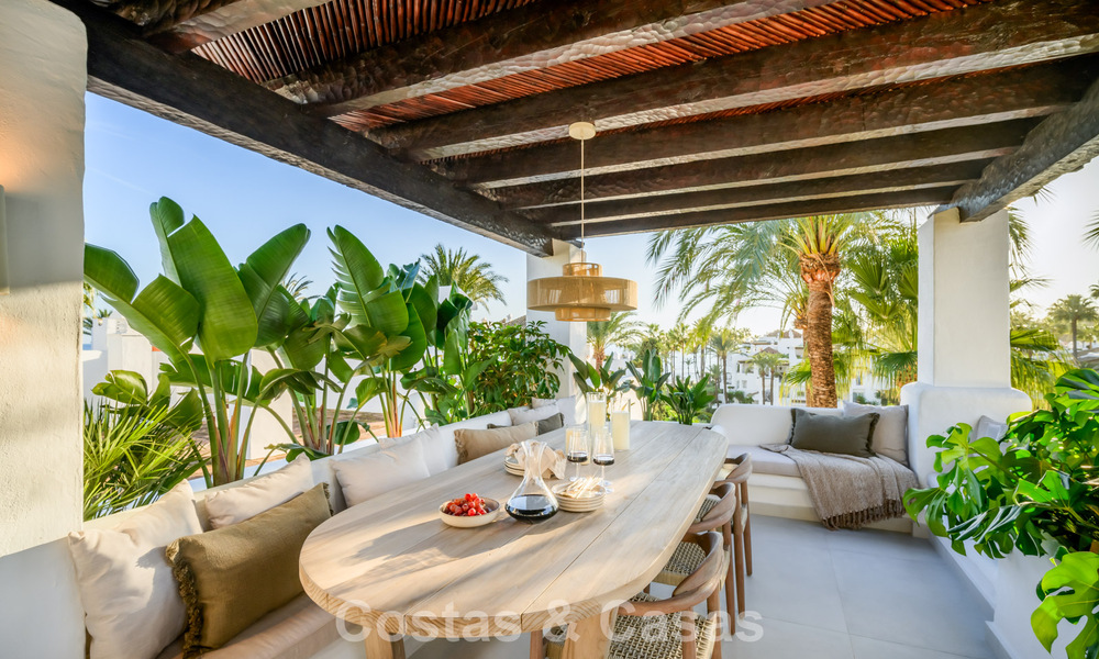 Penthouse de luxe prêt à emménager à vendre dans un complexe balnéaire à distance de marche du centre d'Estepona 773740