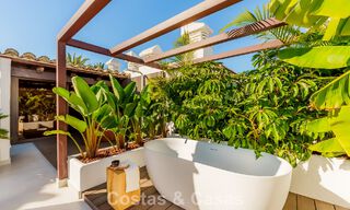 Penthouse de luxe prêt à emménager à vendre dans un complexe balnéaire à distance de marche du centre d'Estepona 773754 