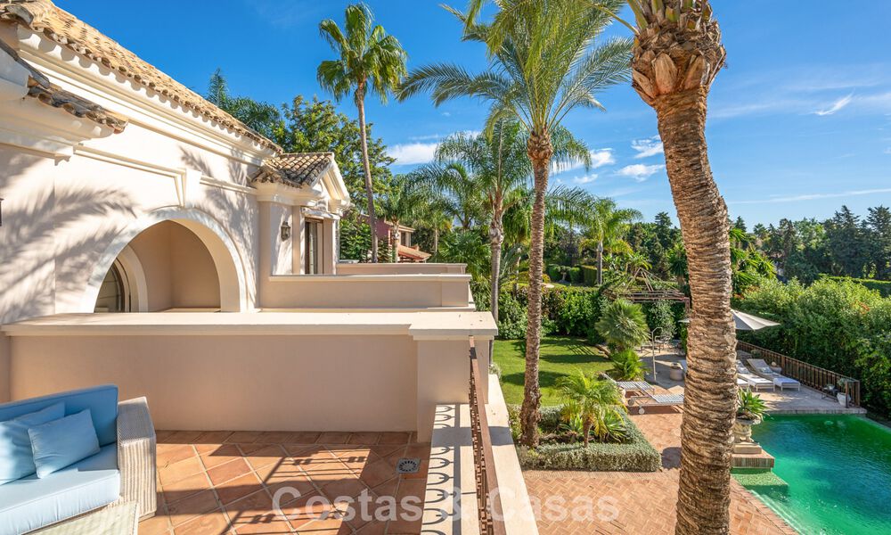 Impressionnante villa de luxe à vendre dans une urbanisation prestigieuse à quelques pas de la plage de Guadalmina Baja, Marbella 773934