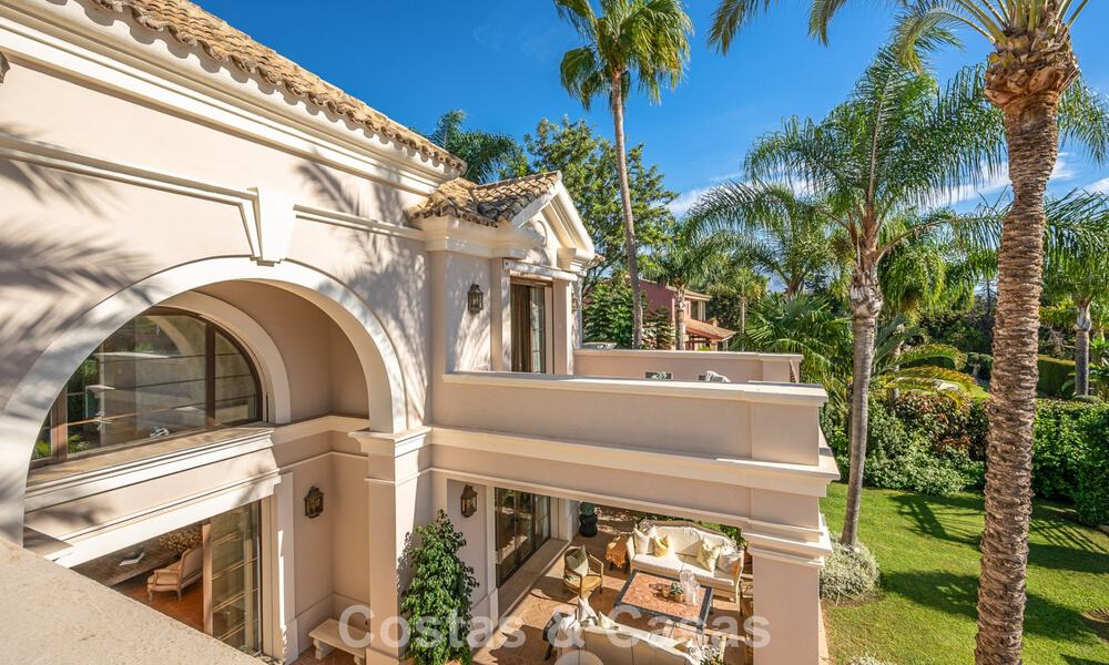 Impressionnante villa de luxe à vendre dans une urbanisation prestigieuse à quelques pas de la plage de Guadalmina Baja, Marbella 773963