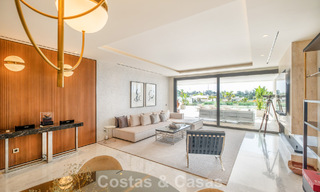 Appartement duplex de premier ordre au rez-de-chaussée à vendre dans un complexe sophistiqué de style complexe sur le Golden Mile de Marbella 774363 