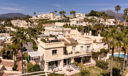 Maison de ville design de luxe avec vue panoramique sur la mer à vendre à La Quinta, Marbella - Benahavís 798613