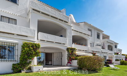 Élégant appartement en rez-de-chaussée avec vue sur la mer à Nueva Andalucía, à distance de marche de Puerto Banús, Marbella 799780