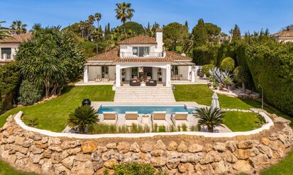 Magnifique villa andalouse contemporaine rénovée avec vue panoramique sur la mer à vendre à Sotogrande, Costa del Sol 799841