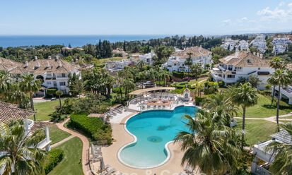 Spacieux appartement de luxe à vendre dans une résidence prisée sur le Golden Mile de Marbella 801377