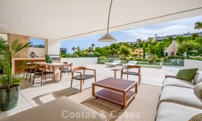 Appartement duplex exclusif avec intérieur Fendi à vendre sur la Milla de Oro de Marbella 802381