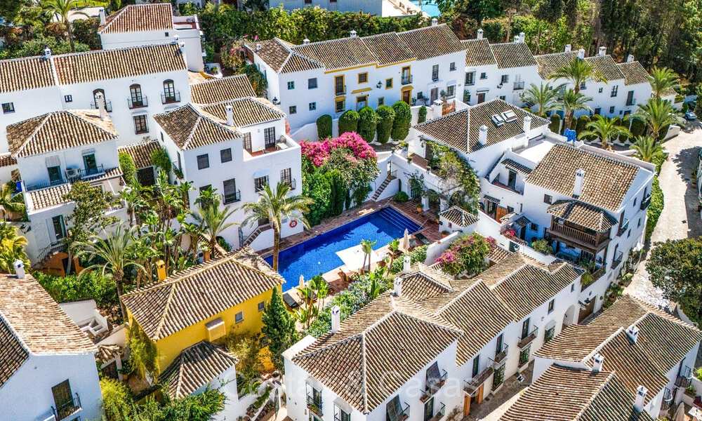 Maisons à vendre dans un village andalou dans le coeur de la Mille d' Or, Marbella - Puerto Banús 73269