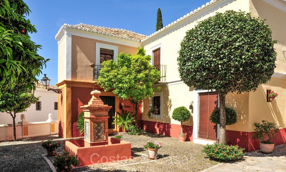 Maisons à vendre dans un village andalou dans le coeur de la Mille d' Or, Marbella - Puerto Banús 73297